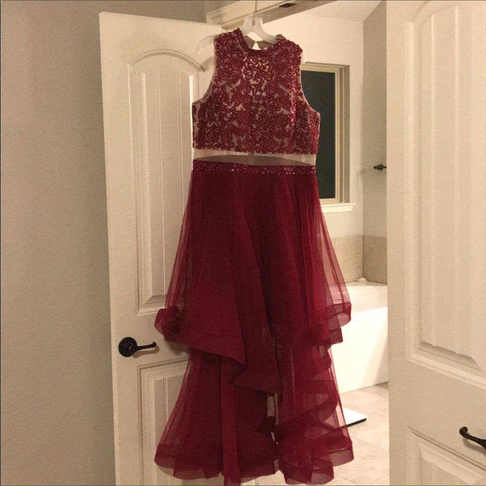 City Triangles size 19 burgundy formal dress